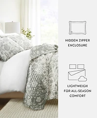 ienjoy Home Textured Floral Reversible 3-Pc. Quilt Set, King/California King
