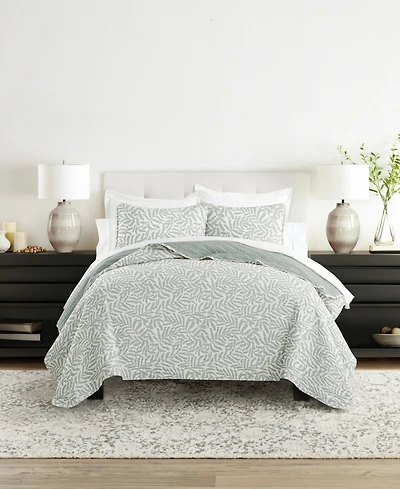 ienjoy Home Tossed Ferns Reversible 2-Pc. Quilt Set, Twin/Twin Xl