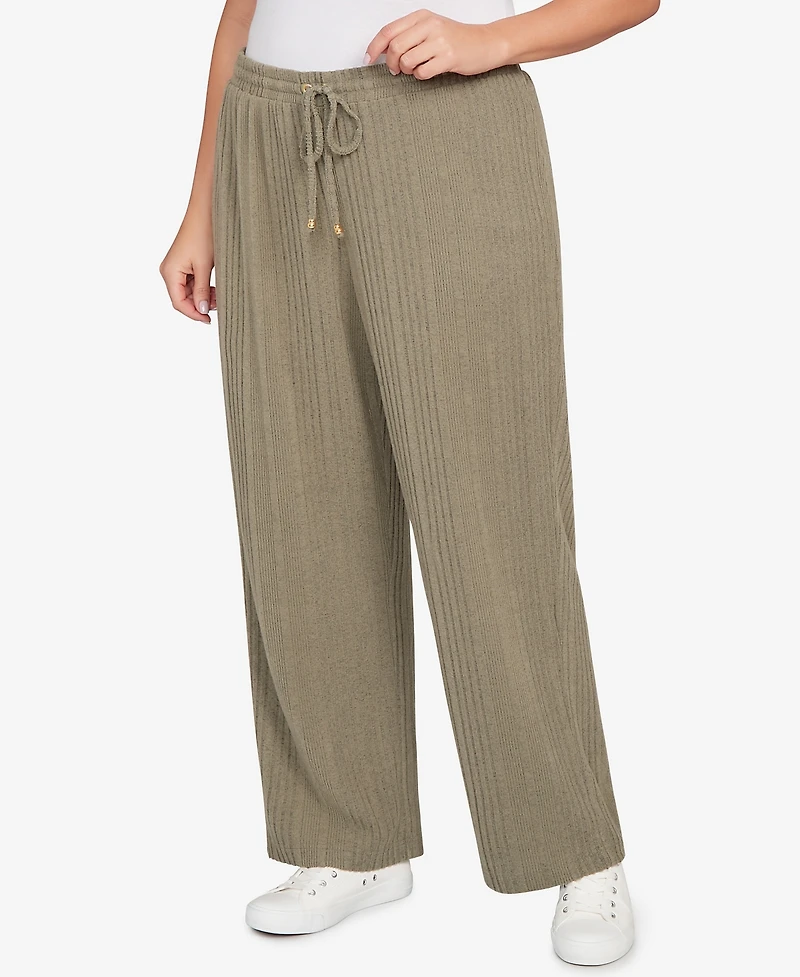Hearts Of Palm Plus Solid Texture Hatchi Pants