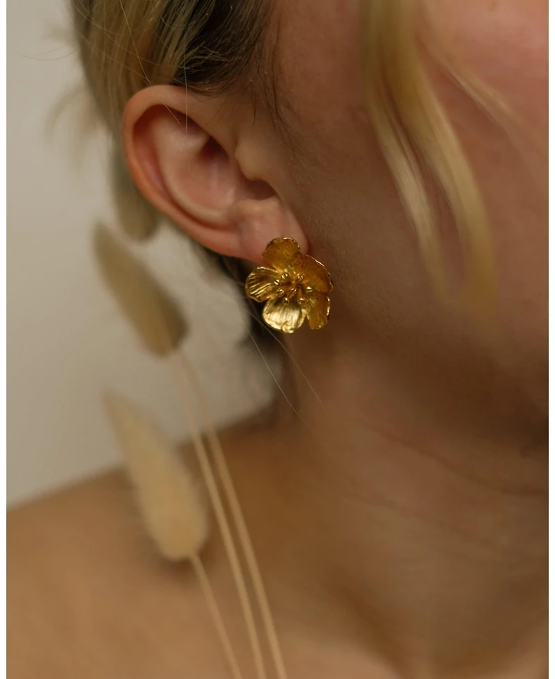 Ottoman Hands Buttercup Flower Stud Earrings