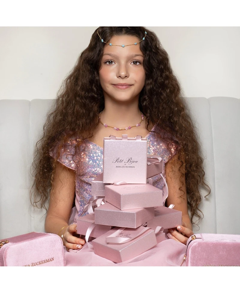 Anna Zuckerman Petit Love Necklace in