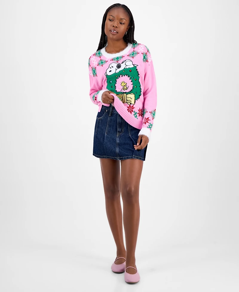 Hooked Up by Iot Juniors' Snoopy Wreath Sweater