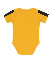 Outerstuff Baby Boys and Girls 3-Piece Black/Gold Iowa Hawkeyes Double Down Creeper and Pants Set