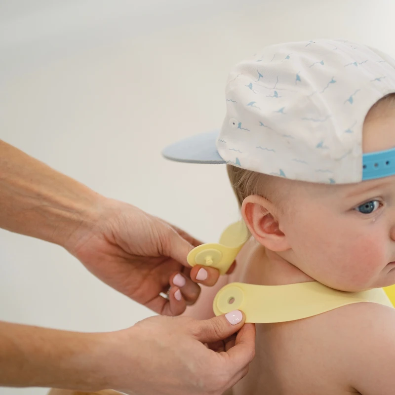 Babynetic Unisex Magnetic Silicone Bib