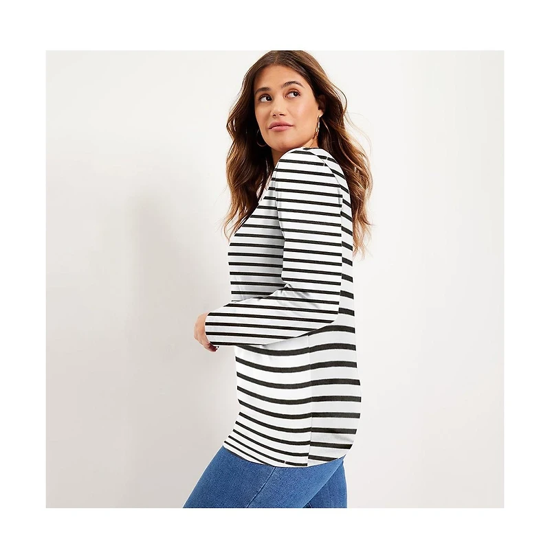 June + Vie Women's June + Vie Long-Sleeve Crewneck One + Only Tee