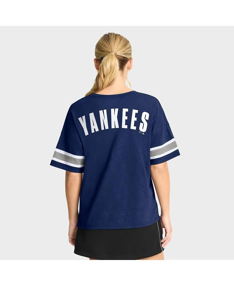 Fanatics Women's Navy New York Yankees Curl Route T-Shirt