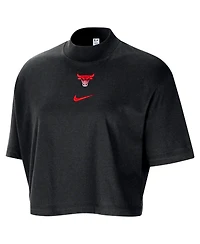 Nike Women's Black Chicago Bulls Courtside Mock Neck Loose Fit Cropped T-Shirt