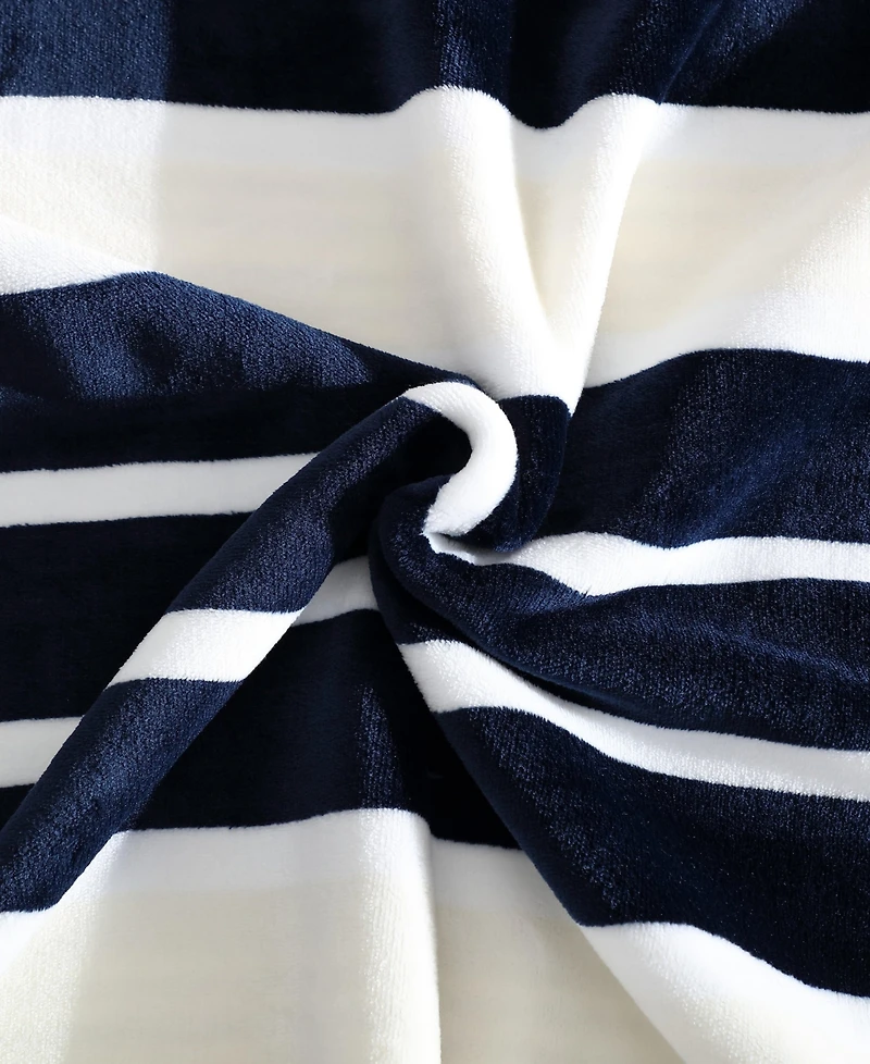 Nautica Printed Reversible Lush Throw, 70" x 50"