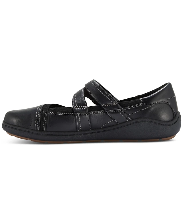 Clarks Women's Collection Emily 2 Jane Shoes | MainPlace Mall