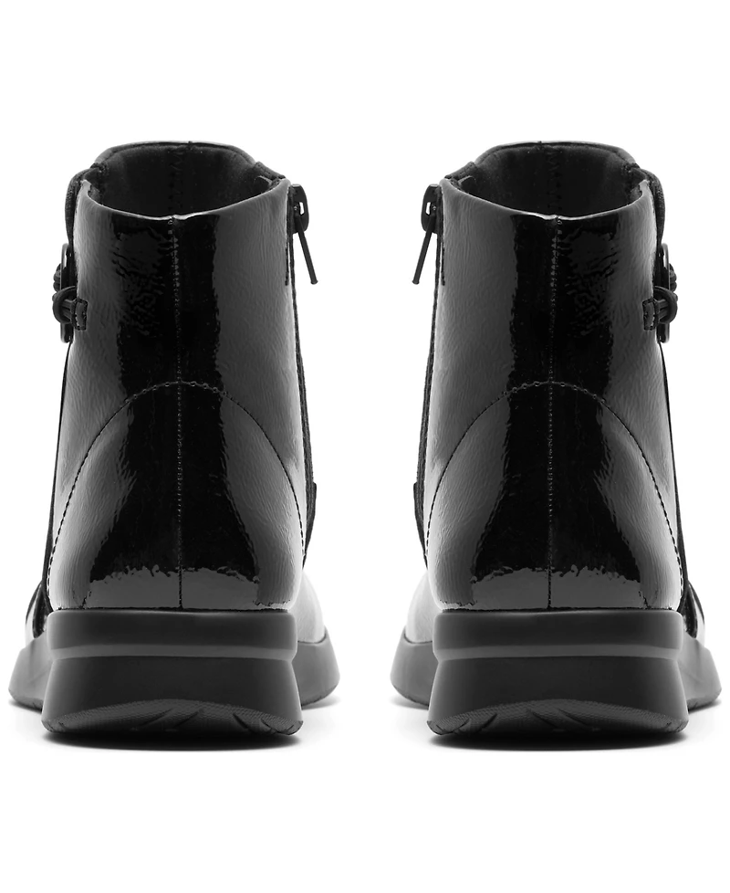 Clarks Collection Women's Ellowyn Deva Wedge Booties