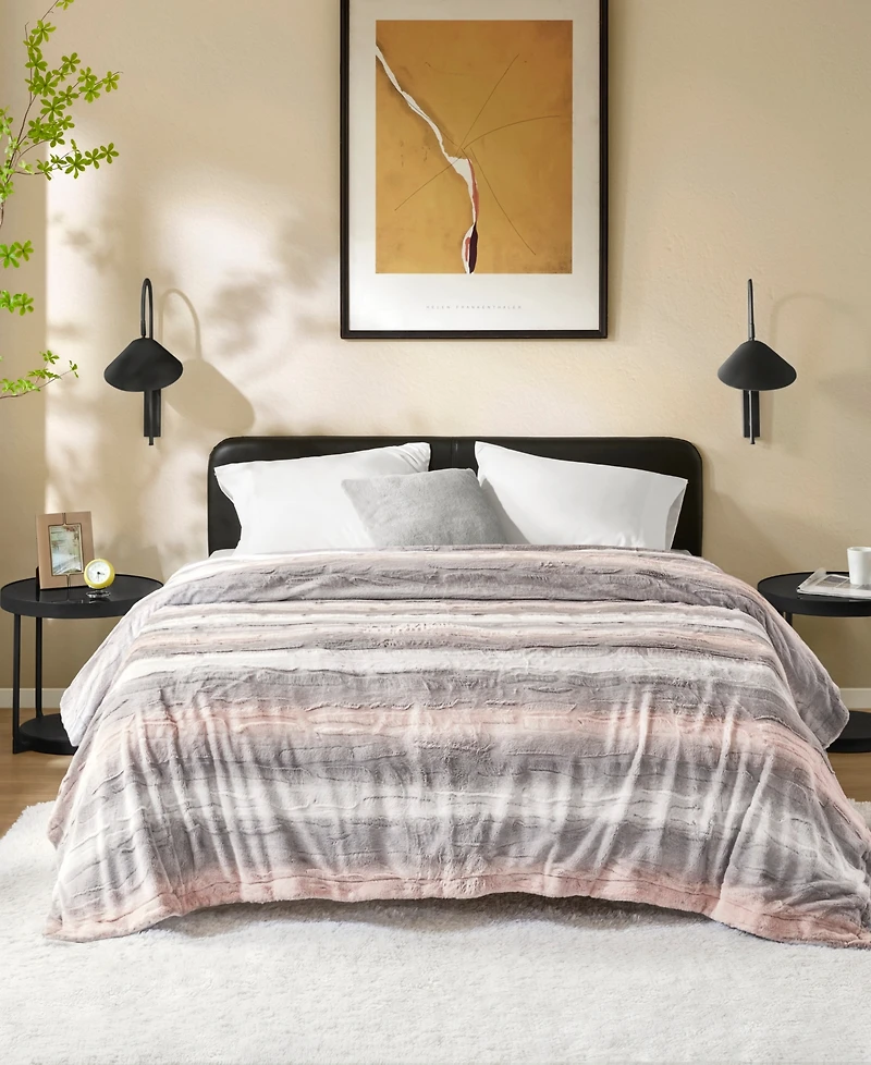 Madison Park Zuri Faux Fur Blanket