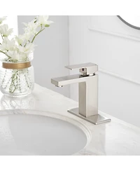 Greenspring Single Handle Hole Low-Arc Bathroom Faucet with Supply Line