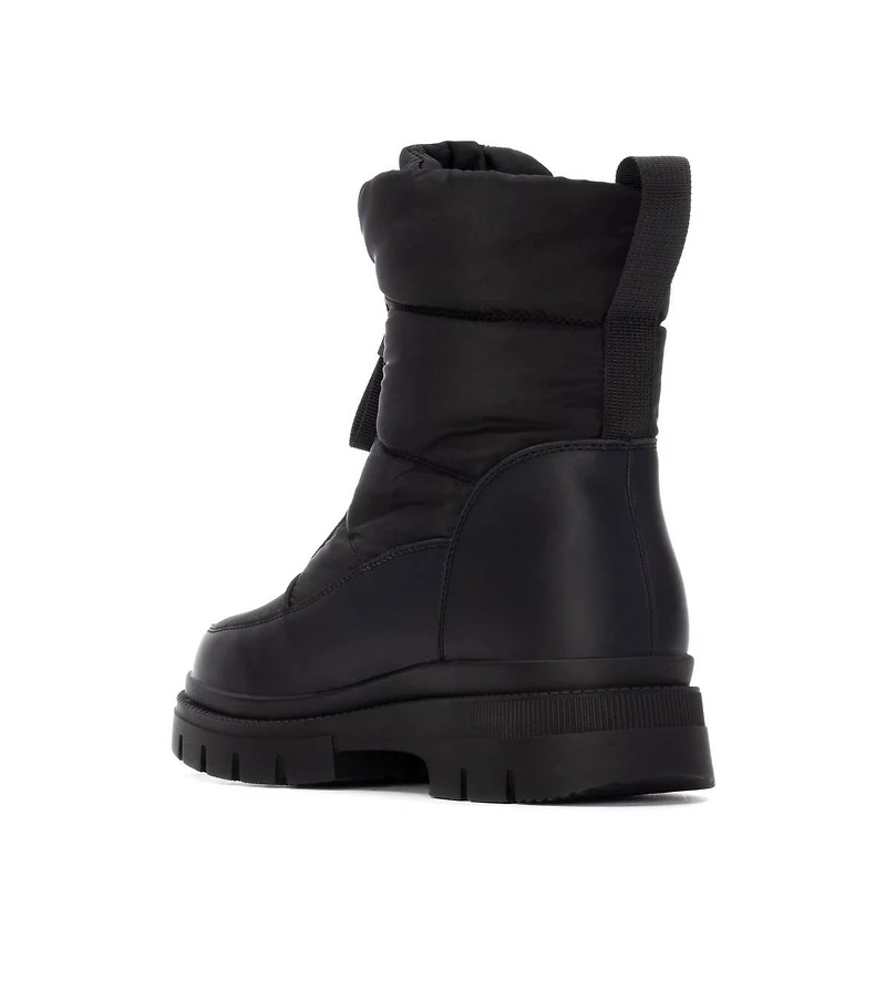 Women's Winter Booties By Xti