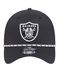 New Era Men's Black Las Vegas Raiders Perforated 39THIRTY Flex Hat
