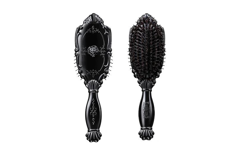 Anna Sui Beauty Tool Kit