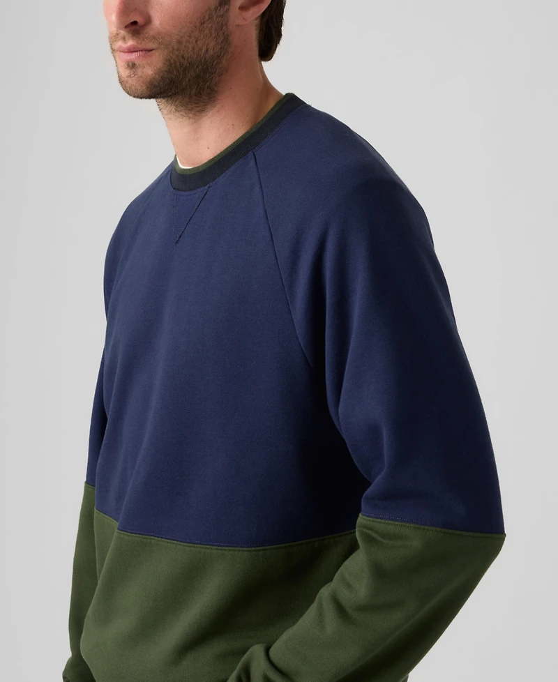 Levi' Men's Relaxed Fit Crewneck Long Sleeve Red Tab Logo Sweatshirt