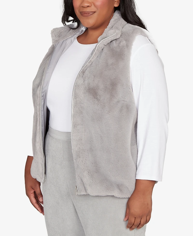 Alfred Dunner Plus Stockbridge Plush Zip Front Vest Jacket