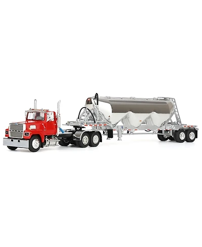 First Gear 1/64 Heil Red Ford Ltl 9000 Day Cab with Heil Pneumatic Tank Trailer Dcp