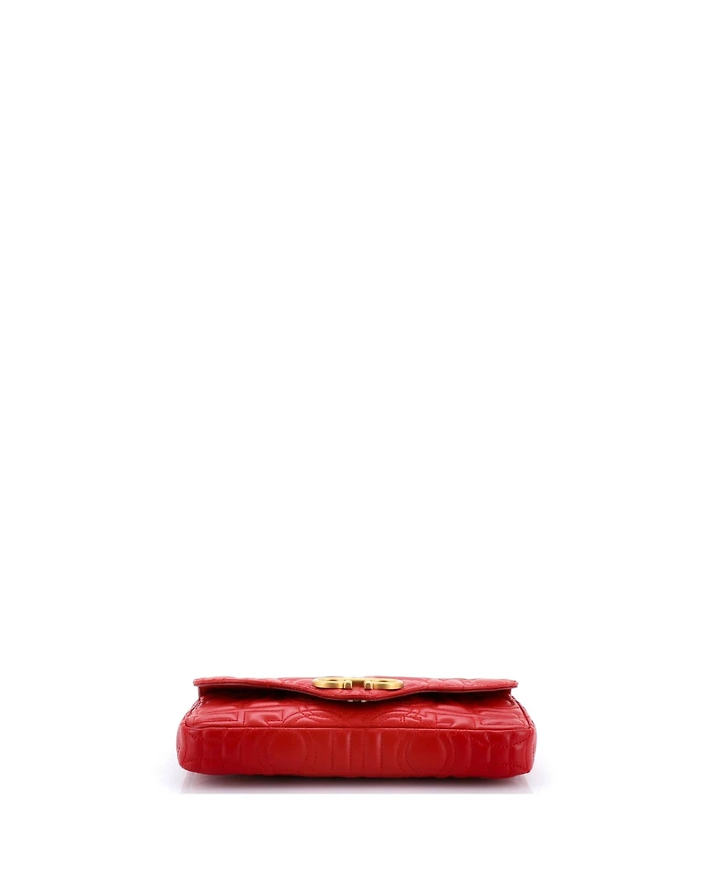 Pre-Owned Salvatore Ferragamo Mini Gancini Chain Wallet Gancini Quilted Leather