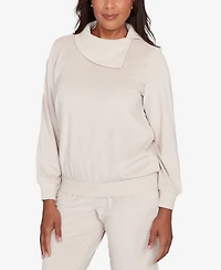 Alfred Dunner Calm Luxe Solid Shimmer Detail Envelope Neck Top