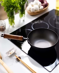 Joyce Chen Carbon Steel Classic Series 9.5" Pre-Seasoned Stir Fry Pan
