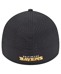 New Era Men's Black Baltimore Ravens Perforated 39THIRTY Flex Hat