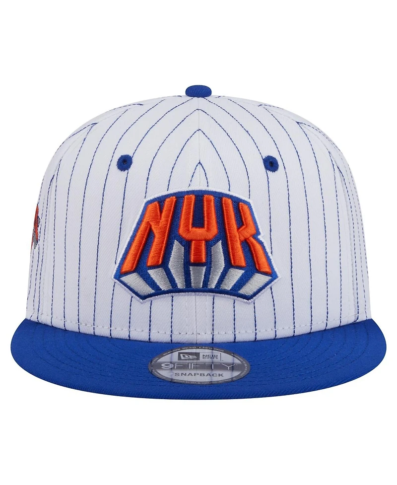 New Era Men's White/Blue New York Knicks Deceptor Pinstripe 9FIFTY Snapback Hat