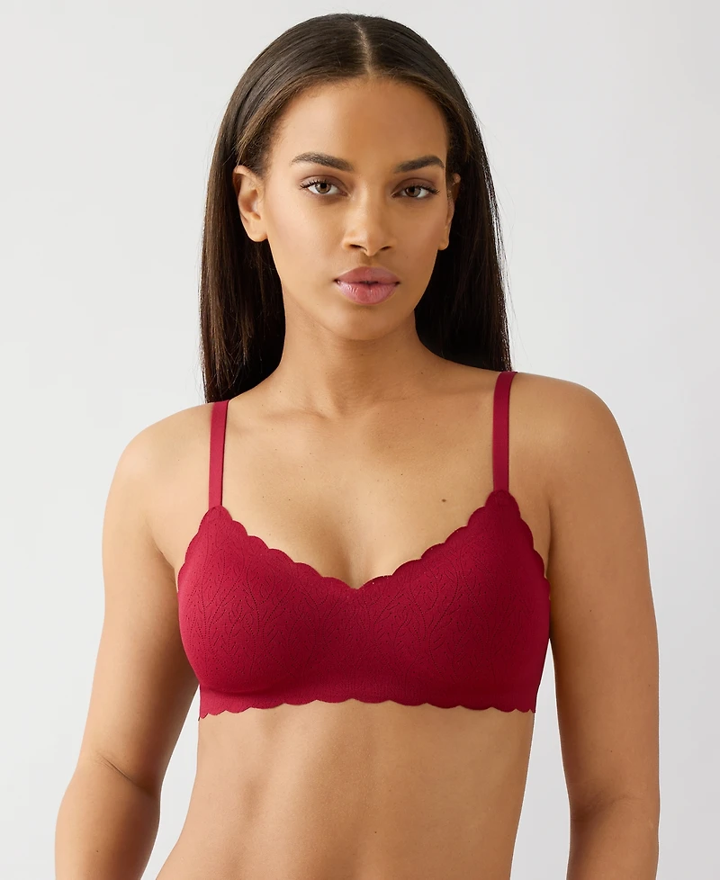 b.tempt'd by Wacoal Women's b.wow'd Lace Wireless Bra 952587