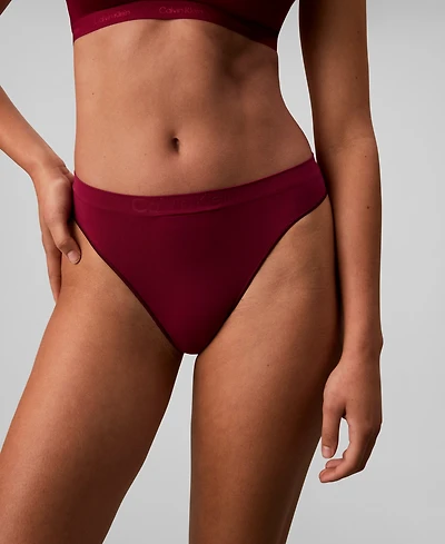 Calvin Klein Women's Bonded Flex Thong Underwear QD3958