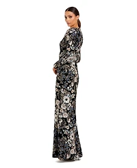 Mac Duggal Women's Embroidered Velvet Long Sleeve Scoop Neck Gown