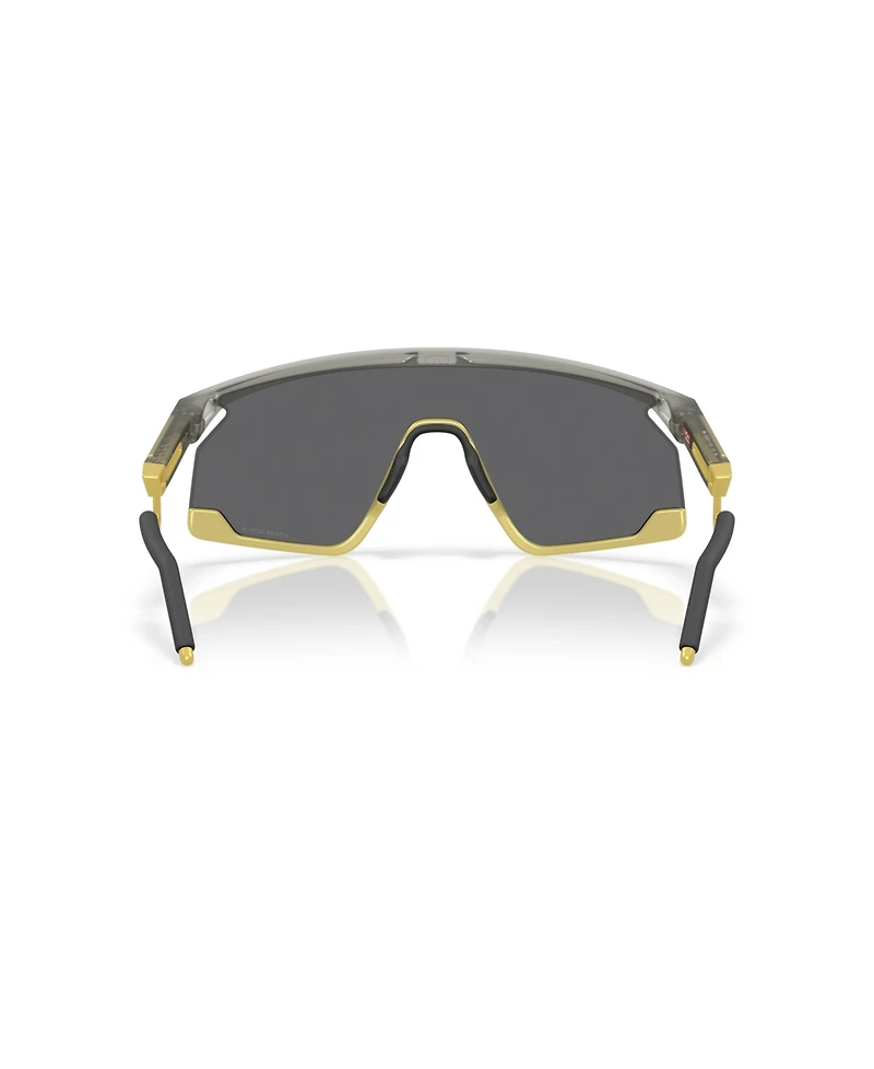 Oakley Men's Sunglasses, Bxtr Metal Alloy Collection OO9237