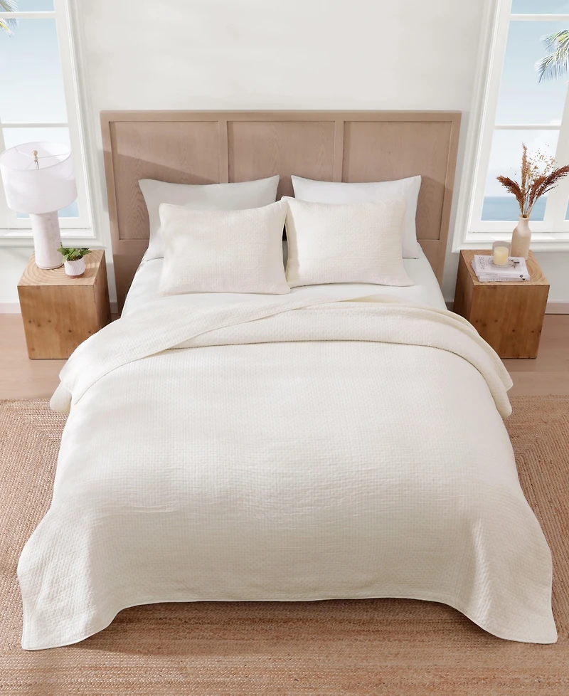 Tommy Bahama Ventura Matelasse Quilt, Full/Queen