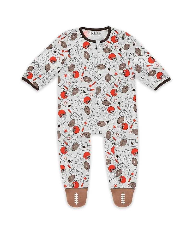 Wear by Erin Andrews Baby Boys and Girls Newborn Cleveland Browns Sleep and Play Full-Zip Sleeper Bib Set