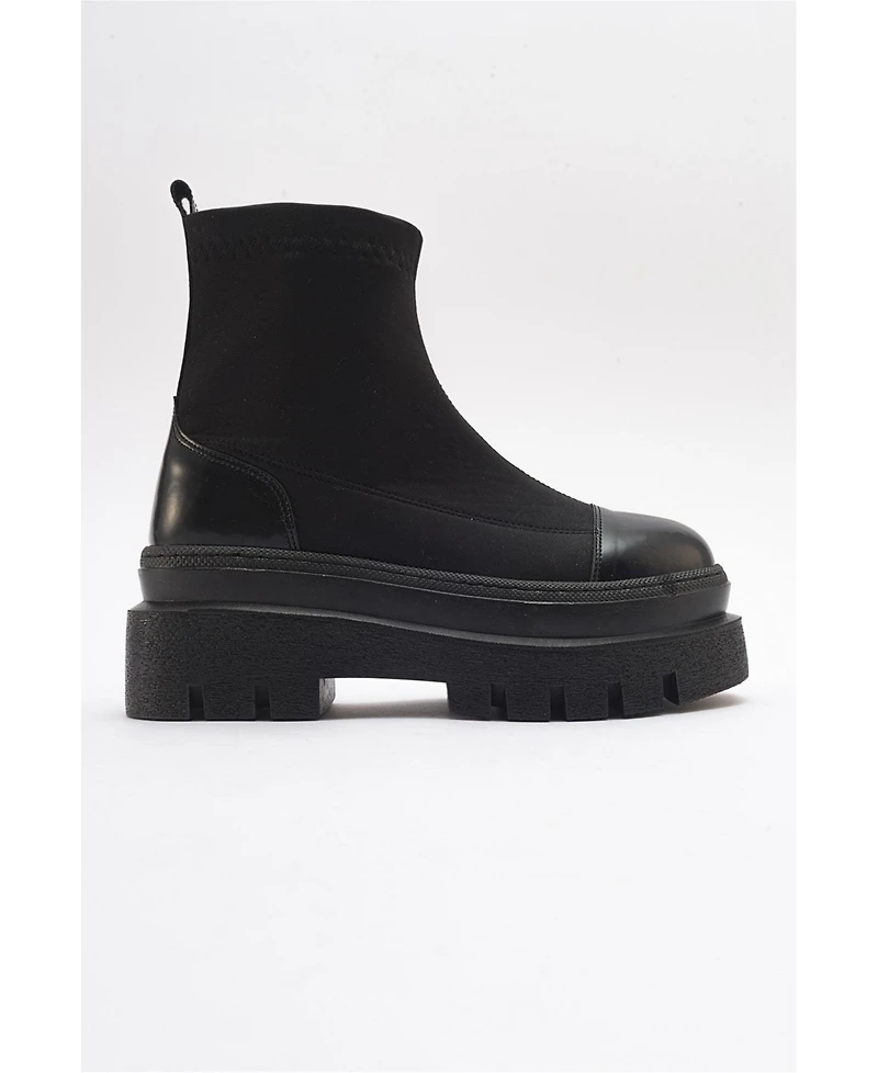 Prologue Shoes Aves Chunky Scuba Boot (Women)