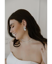 Untamed Petals Sonnet Pearl Drop Earrings
