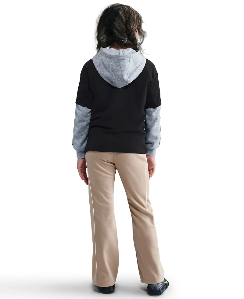 Nike Girls 7-16 Sportswear Loose Fit Short-Sleeve T-Shirt