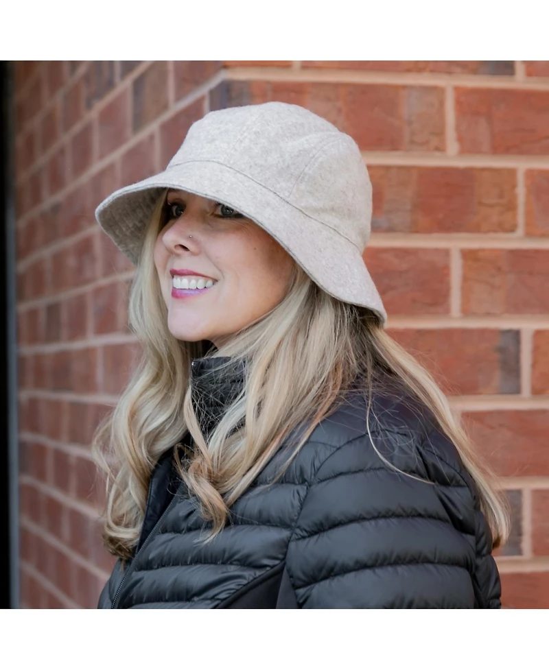 Kanut Sports Women's Fleece Lined Maple Bucket hat