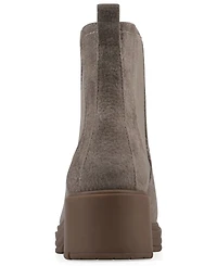 Cliffs by White Mountain Women's Mingo Chelsea Boots