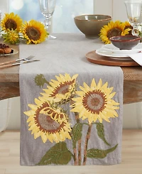 Saro Lifestyle Embroidered Sunflower Table Runner, 16" x 72"