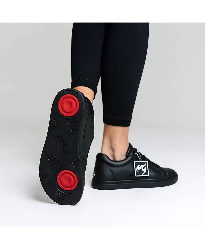 Fuego Men's All-black Low-top Sneaker