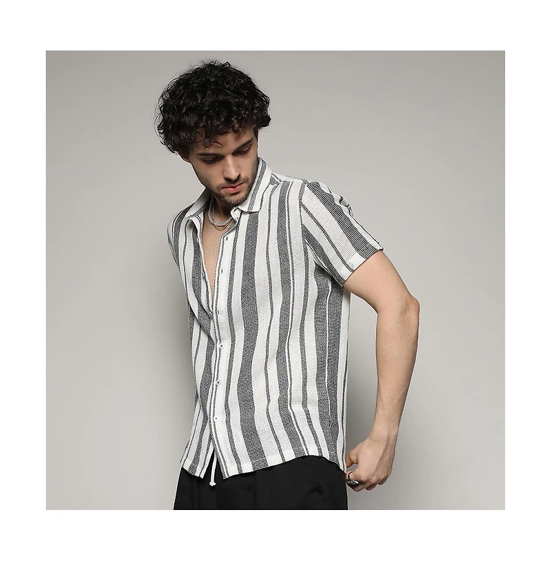 Campus Sutra Men's White & Unbalanced Striped Woven Shirt