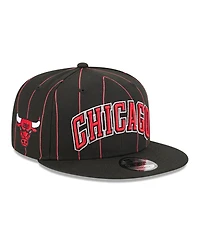 New Era Men's Black Chicago Bulls Jersey Hook Statement Edition 9FIFTY Snapback Hat