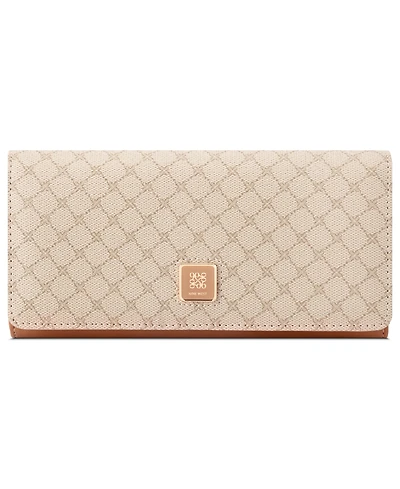 Nine West Lockup 9S Zip Around Wristlet