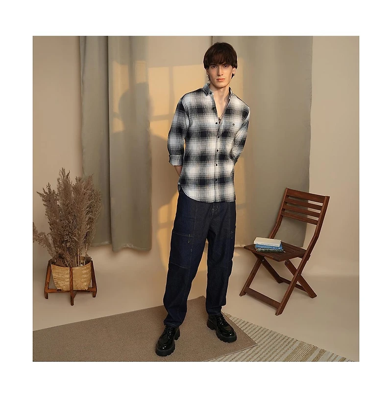 Campus Sutra Men's Charcoal Black & Ivory White Ombre Buffalo Check Shirt