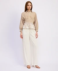 En Saison Women's Juliette Spread Collar Top