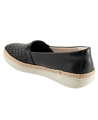 Trotters Accent Perf Flat