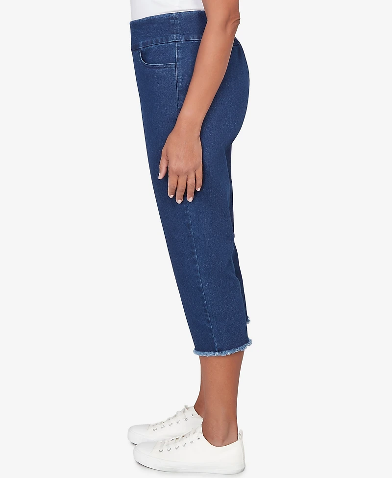 Alfred Dunner Petite Classic Super Stretch Denim Fringe Capri Pants