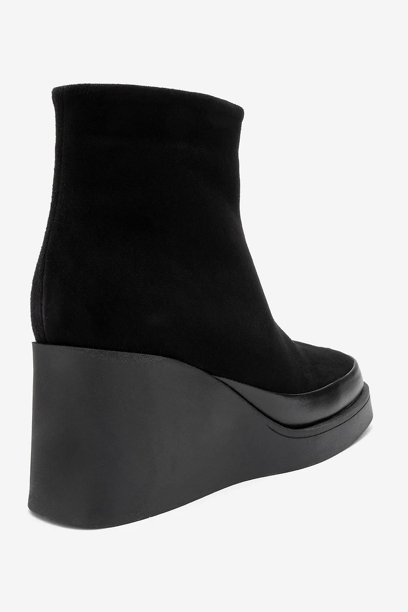 Forever & Always Shoes Women's Livia Leather Wedge Boot