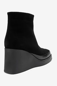 Forever & Always Shoes Women's Livia Leather Wedge Boot