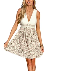 Cupshe Women's Plunging V-Neck Sleeveless Woven Mini Dress with Lace Detail